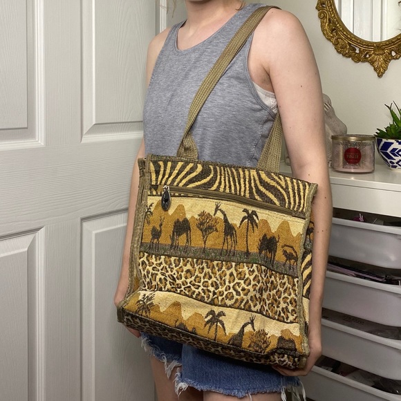 Handbags - Canvas tote purse